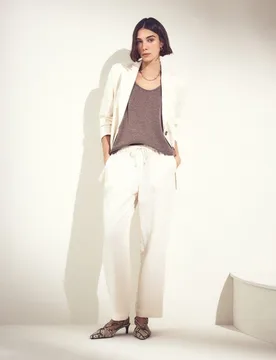 Pantalón liso de mujer jogger crinkle - Woman El Corte Inglés - FashionsVida
