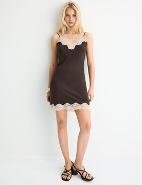 Kurzes Rustikales Spitzenkleid Braun M
