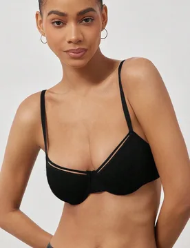 Pieza Sujetador inalámbrico de unicolor cómodo de moda para mujer, lencería versátil y sexy sin espalda - Shein - FashionsVida
