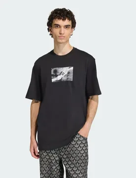 Adidas FRANCHISE T-SHIRT L Black - Adidas - FashionsVida