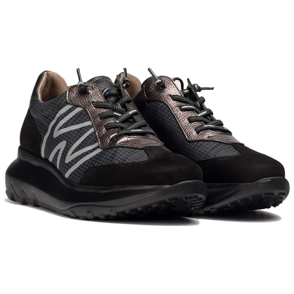 Sneaker Ultrafly 01 Black EU 37 - Wonders - FashionsVida