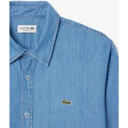 Camisa de hombre denim ligera de corte regular en de manga larga