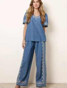 Women's Blue Floral Embroidery Wide-Leg Trousers Size: Medium - Blue - Size: M - Blue Vanilla - FashionsVida