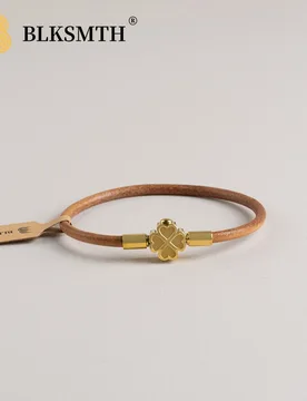Pulsera de mujer con acabado en oro de 18K con estilo y trébol de 4 hojas de la suerte - Shein - FashionsVida