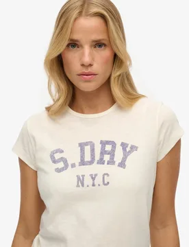 Superdry Damen Athletic Essential T-shirt mit Noppenstruktur White - Größe: 40 - 29.99 - FashionsVida