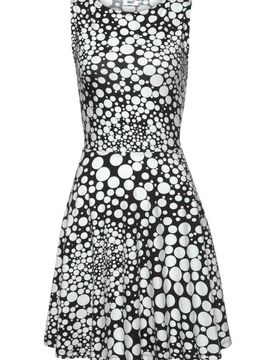 BEACH TIME Vestido negro / blanco