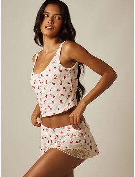 Conjunto de dos piezas de verano con camisola y shorts de estampado floral de rosas, ribete de encaje, detalle de botones, cuello redondo y sin mangas