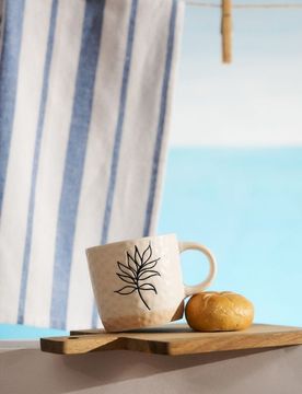 Tazza con motivo vegetale - panna