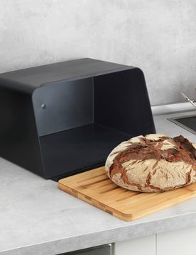 Brotkasten mit Bambus-Schneidebrett als Deckel schwarz
