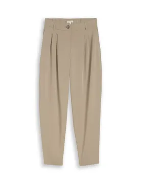 Barrel pants female