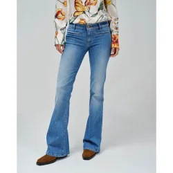 Vaquero de mujer wonder push up flare