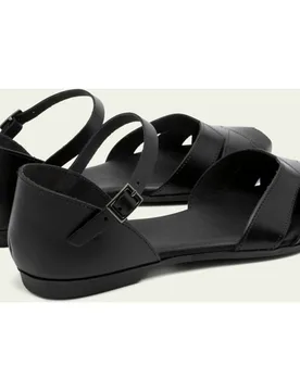 Sandalia de mujer de piel con hebilla - Porronet - FashionsVida