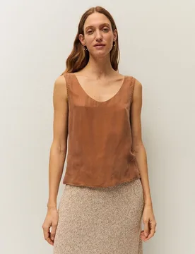 Top de mujer en tejido cupro con aberturas laterales y tirantes - System Action - FashionsVida