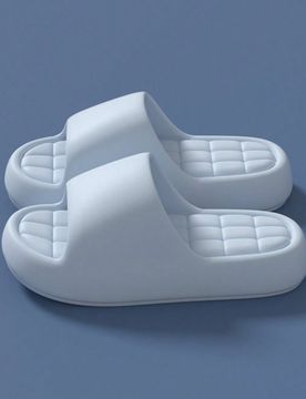 Par de chanclas con suela gruesa y esponjosa para mujer, sandalias de playa de verano de EVA con suela suave y antideslizante, pantuflas para el baño