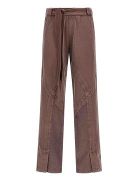 Pantaloni con spacco anteriore