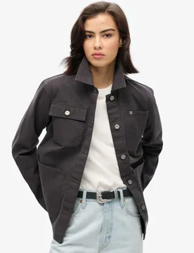 Superdry Damen Schwarz Bestickte Chore-Jacke, Größe: 42 - 119.99 - FashionsVida