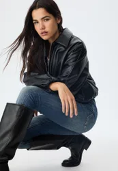 D07 Skinny-Jeans mit hohem Bund ENTBASTETER DENIM-WASHED-LOOK 34