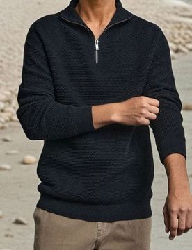 Maglione con bottoni e colletto - nero