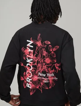Herren Schwarzes Übergroßes Kastenförmiges Brooklyn Blumendruck Verlängerter Ausschnitt Sweatshirt Black Größe Small - boohooMAN - FashionsVida