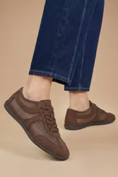 Lucy Mesh Lace Up Trainers - Chocolate - Size: 6