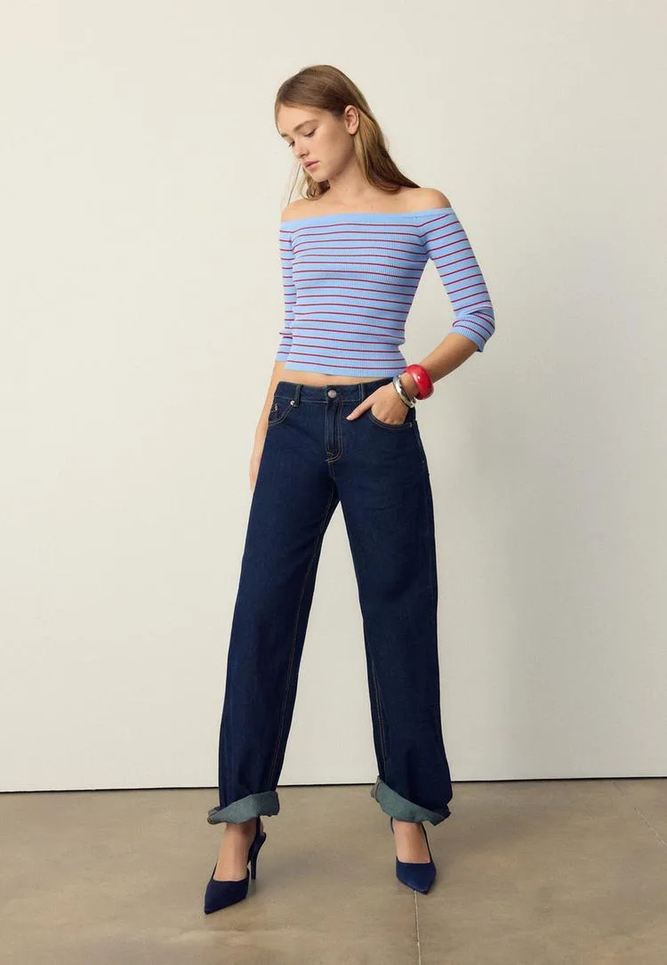 Gestreifter Strickpullover Fitted Mittelblau M - Stradivarius - FashionsVida