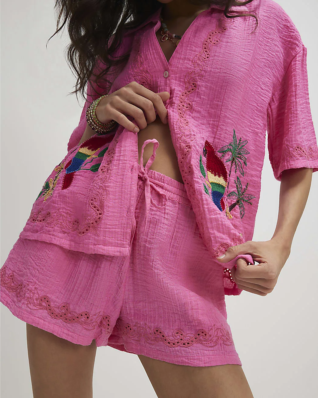 Womens Shorts Pink Neon Embroidered Cutwork Elasticated Viscose - Size Small - River Island - FashionsVida