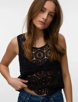 Top cropped de mujer crochet - Vero Moda - FashionsVida