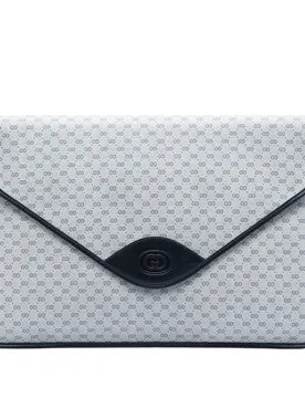 Micro GG Supreme Clutch - Gucci - FashionsVida
