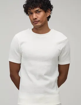 Men's Muscle Fit Crinkle Textured T-Shirt Ecru Size Large Ecru L - boohooMAN - FashionsVida