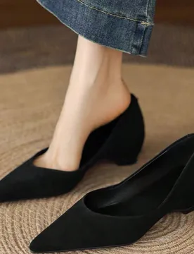 Zapatos planos de punta puntiaguda de color marrón vintage para mujer, nuevos zapatos de plataforma de color block francés de bajo escote, para toda - Shein - FashionsVida