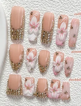 Piezas de uñas postizas de estilo lujoso hechas a mano, juego de uñas de polygel, flores blancas de cinco pétalos esculpidas a mano, esmalte de uñ - Shein - FashionsVida