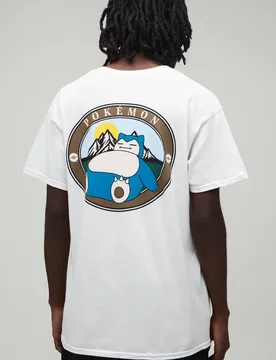 Herren Übergroßes Pokémon Relaxo Lizenziertes Bedrucktes Oberteil White Größe XL - boohooMAN - FashionsVida
