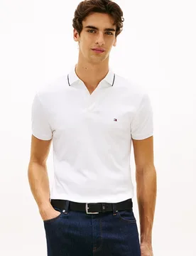 Polo de caballero de manga corta liso en tejido liquid cotton - Tommy Hilfiger - FashionsVida
