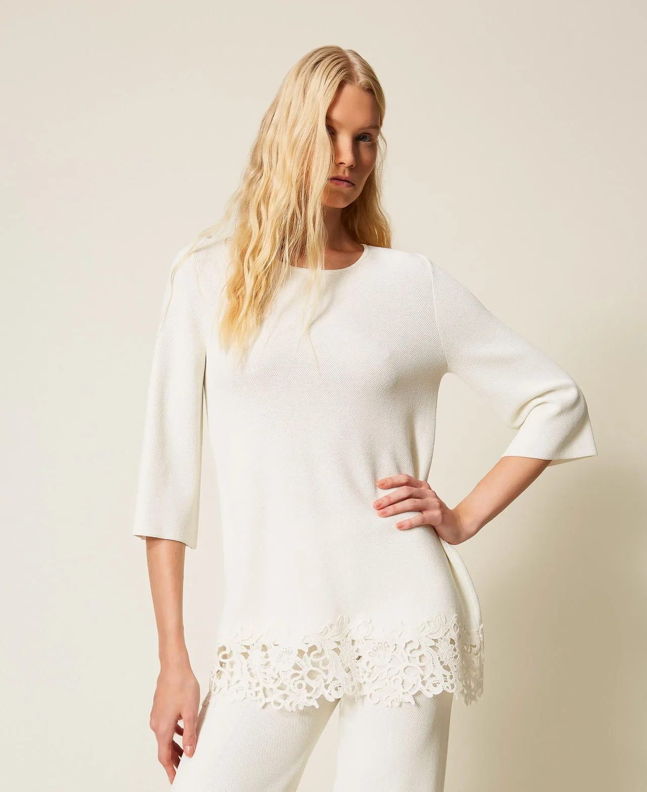 Twinset Maxi pull avec dentelle - TWINSET - FashionsVida