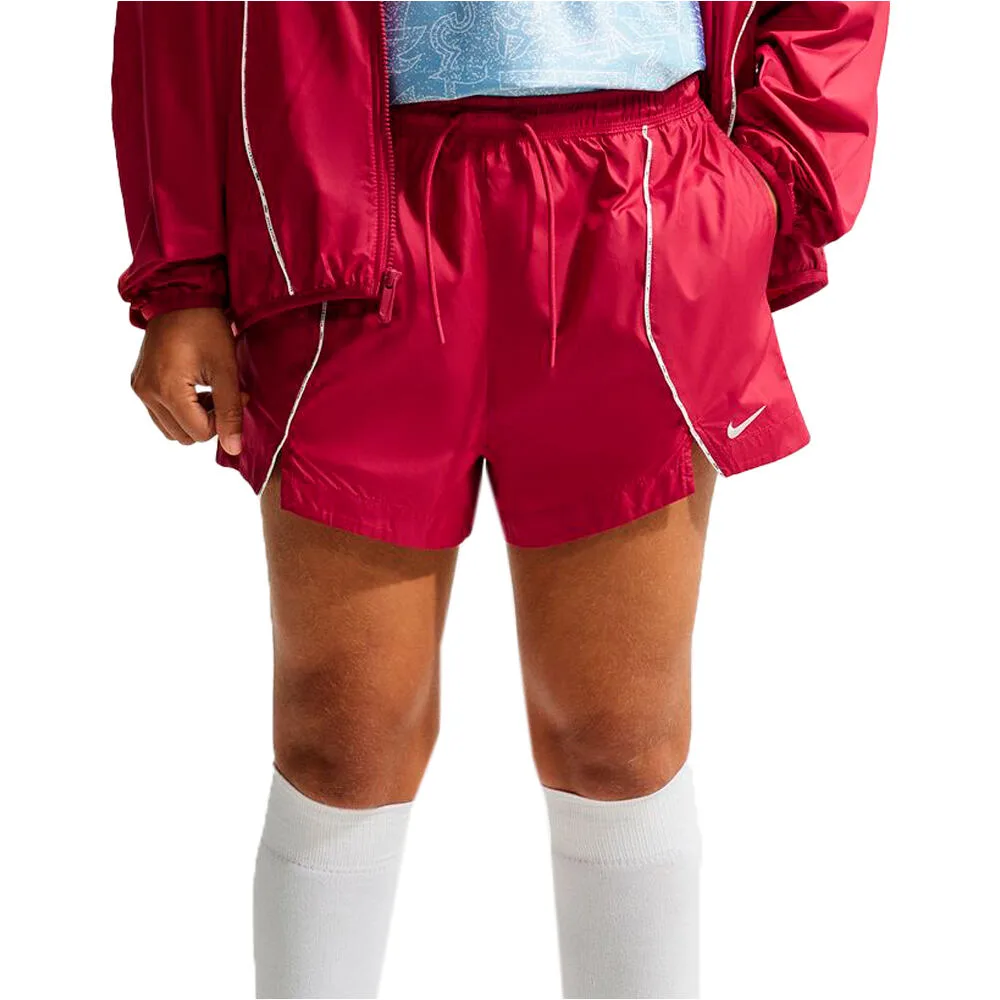 W nk athletics dept ltwt wvn s bermuda mujer Rojo (S) - Nike - FashionsVida