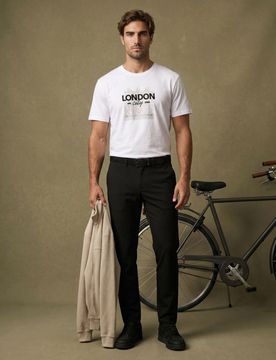 T-shirt in cotone con scritta London - bianco