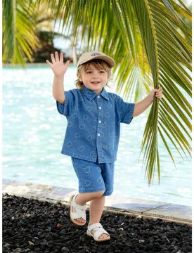 Conjunto de 2 piezas de ropa de mezclilla para niños pequeños - Top de cárdigan con cuello de solapa y pantalones cortos, estampado de oso, moda ca - Shein - FashionsVida