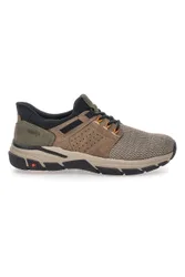Sneaker da uomo beige e verde con inserti tecnici 68882672301E 44