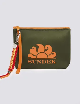 Clutch militare in neoprene con zip a contrasto e charm removibile - Sundek - FashionsVida
