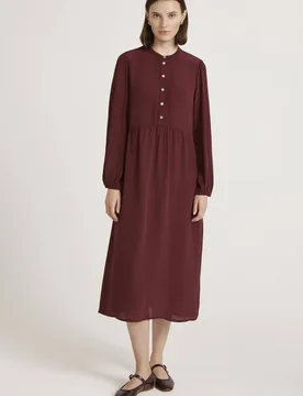 Women's Jasmine Lace Trim Crepe Midi Dress in Aubergine Size: 20 - Aubergine - Size: 20 - Finery London - FashionsVida