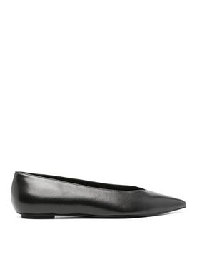 Stuart Weitzman Lina Flta