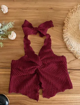 Blusa de tirantes de cuello halter con diseño de torsión de unicolor para niña - Shein - FashionsVida
