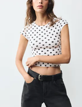 Short Sleeve T-Shirt (Size: ) - Pull&bear - FashionsVida