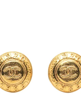 CC Gold Plated Round Clip On Earrings - Chanel - FashionsVida