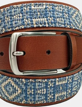 Cinturón de piel para hombre con detalles de tejido étnico - Leyva - FashionsVida
