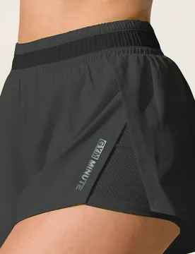 Pantalones cortos ajustados con bolsillo de almacenamiento, pantalones cortos deportivos versátiles y casuales con cintura de malla y empalme - Shein - FashionsVida