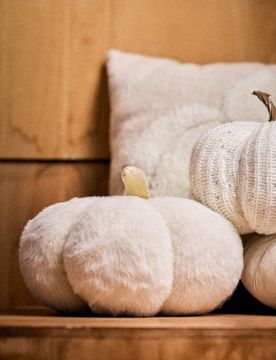 Cuscino decorativo a forma di zucca - panna