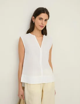 Blusa de mujer con escote en v sin mangas - Yerse - FashionsVida