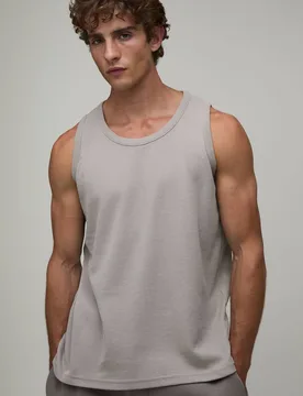 Herren Essential Regular Fit Waffelstrick-Weste Grey Größe XL - boohooMAN - FashionsVida