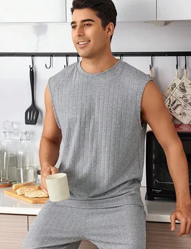 Conjunto de ropa de hogar para hombre con chaleco de unicolor simple y pantalones cortos - Shein - FashionsVida